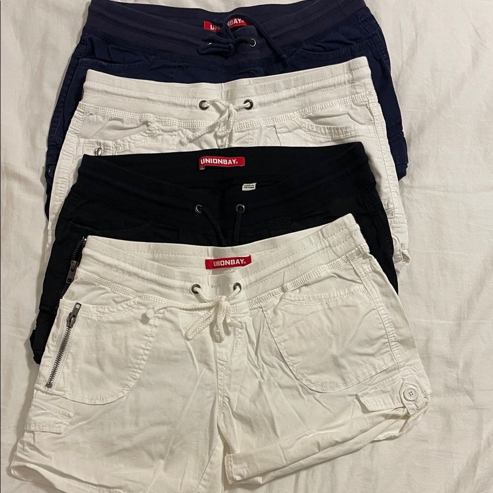 Union Bay shorts paid $25 each.Selling all 4 pairs $30